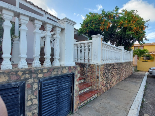 Imagen 12 de 14 de Vendo Hermosa Quinta Frente Al Mar Puerto Piritu Las Isletas