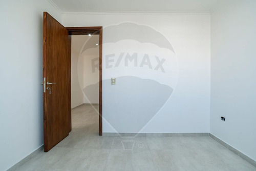 Casa En Venta En Arana