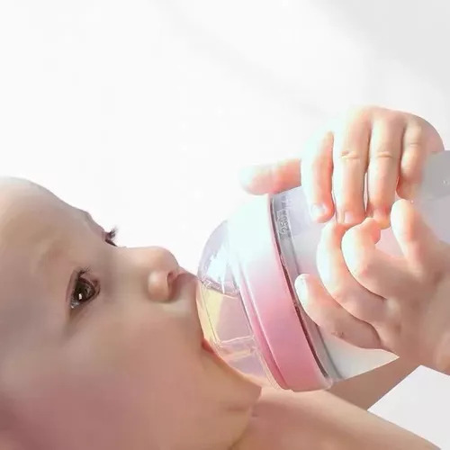 Mamadeira De Silicone Anti-cólica E Anti-queda 250ml