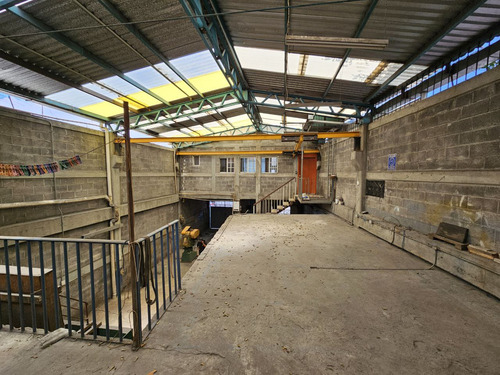 Nave Industrial Con Oficinas En Guadalupe Proletaria Gam
