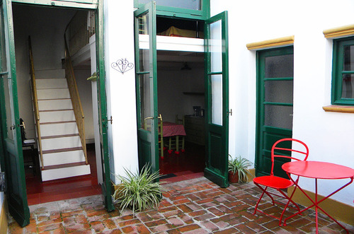 Departamento En San Telmo - Encantador Ph Antiguo Con Patio Colonial - Alquiler Temporario - 3 Ambientes