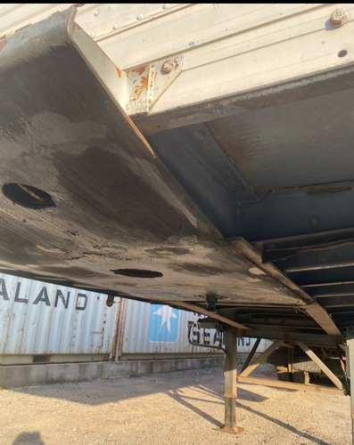 Imagem 8 de 8 de Baú De 28 Pallets Com 15 Mts Comprimento Com Pneus Randon