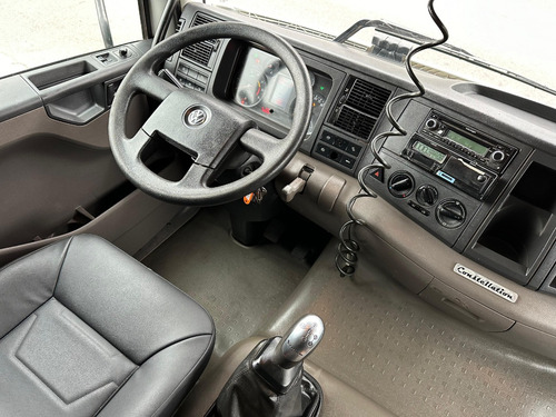 Vw 24-280 Constellation 2020 6x2 Leito Teto Alto Financia