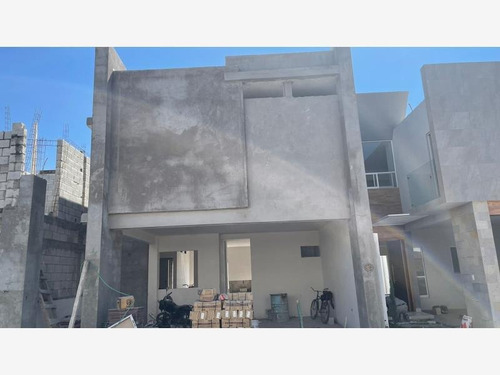 Imagen 2 de 7 de Casa Sola En Venta Los Viñedos