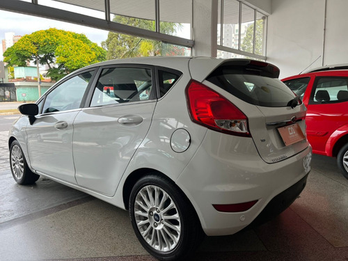 Ford Fiesta 1.6 16v Titanium Flex 5p