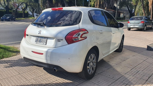 Peugeot 208 1.6 Allure Touchscreen 85.000 Kms - Sf