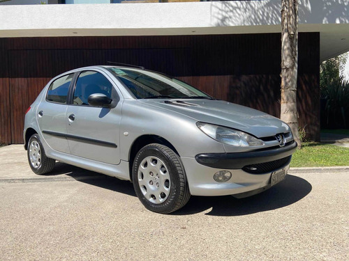 Peugeot 206 2006 1.6 Xt