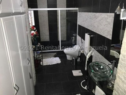 Imagen 9 de 12 de Casa En Venta Urb. El Paraíso # 22-5110