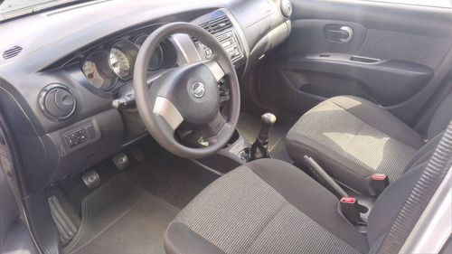 Nissan Livina 2013 1.6 S Flex 5p