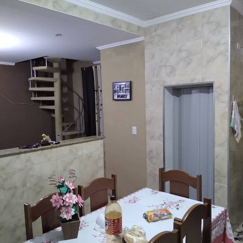 Casa À Venda Na Avenida Marginal Do Oratório, Parque Santa Madalena, São Paulo - Sp - Liv-10909
