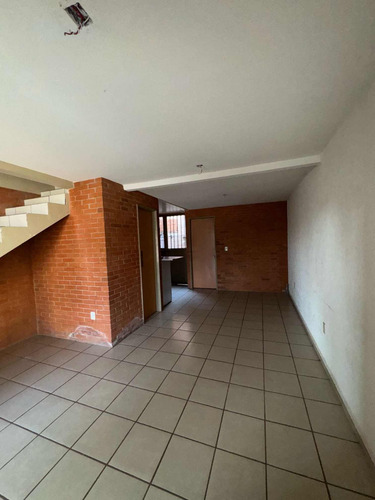 Se Vende Casa En Arboledas Cd Bajío