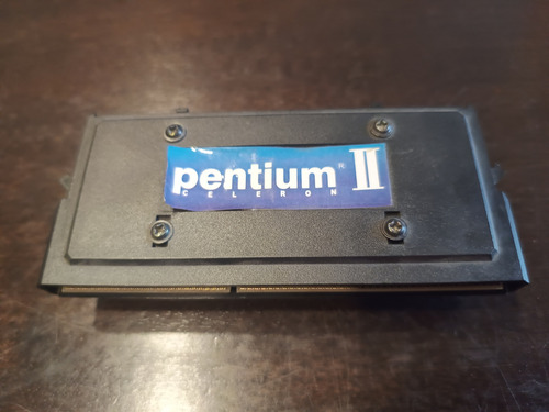 Procesador Vintage - Intel Pentium 2 Celeron Slot 1 (Usado)