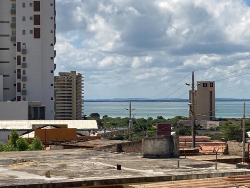 Terreno En Venta Con Vista Panoramica, Ubicado En Dr Portillo Maracaibo Venezuela. Rh Maria Fernanda Matos