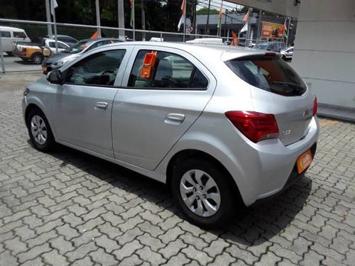 Imagem 6 de 9 de Chevrolet Onix 1.0 Mpfi Lt 8v Flex 4p Manual