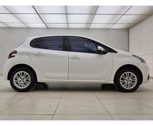 Peugeot 208 1.2 ACTIVE 12V FLEX 4P MANUAL