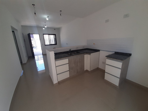Imagen 3 de 12 de Casa Ph En Venta En Ituzaingo Norte