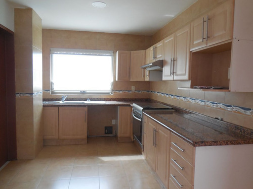 Imagen 6 de 12 de San Jerónimo Lídice, Departamento En Excelente Precio, En Re