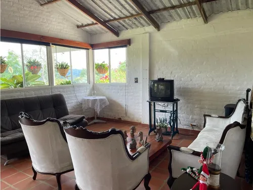 Venta De Finca De 3400mtrs2 En El Km 18, Dagua 9600.
