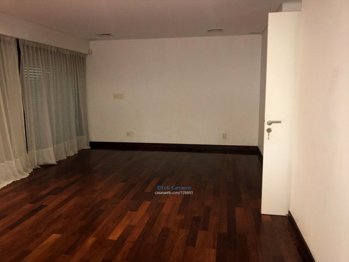 Imagen 18 de 22 de Extraordinaria Residencia Sobre Almirante Harwood
