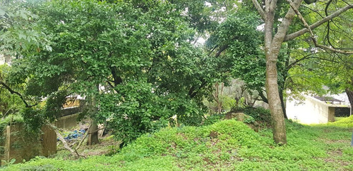 Divino Terreno En Fracc. Limoneros, Cuernavaca