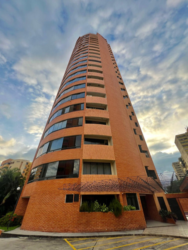 Apartamento En Res. Ineska, Mañongo / Valencia