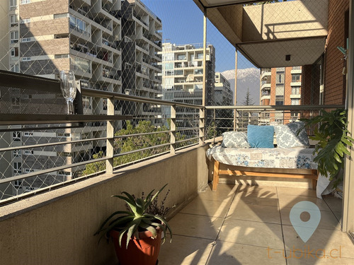 Venta Lindo Departamento 3d/3b, A Pasos Colón Con Vespucio