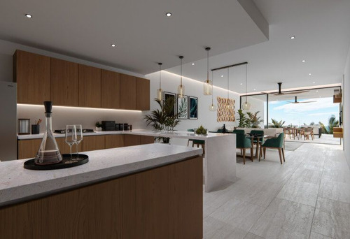 Condo Con Terraza Que Tiene Vista Al Mar, Cuatro Recamaras,