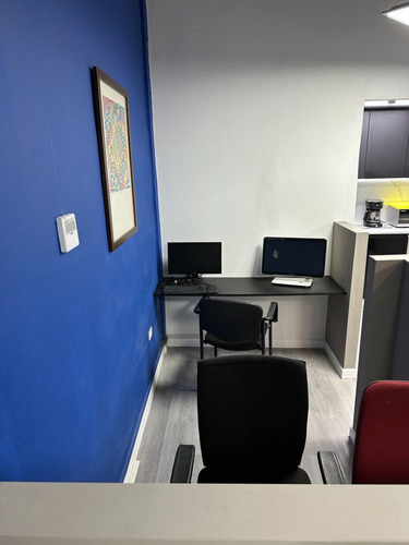 Venta De Edificio Comercial En La Urbina Mcpio Sucre, Caracas Iv