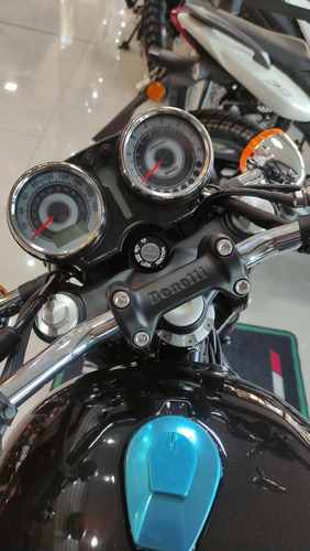 Imagen 14 de 16 de Benelli Imperiale 400cc