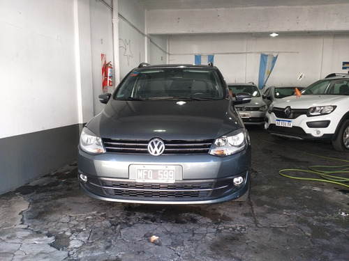 Volkswagen Suran 1.6 Highline 101cv 11c 2013