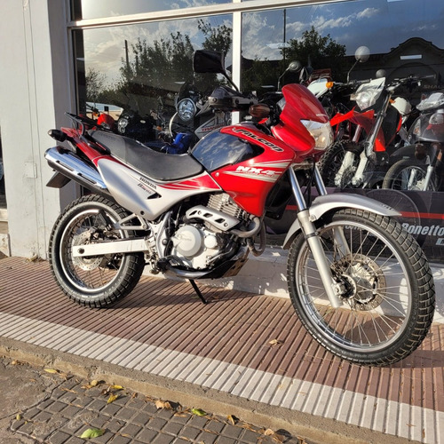 Imagen 14 de 15 de Honda Nx4 Falcon 400 - Bonetto Motos