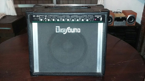 Amplificador De Guitarra Digisound Mod: 165/ 30watts