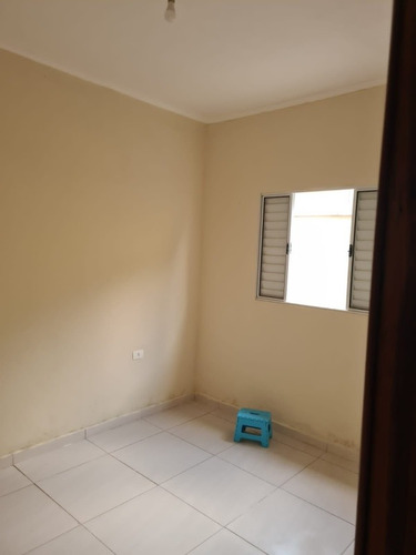 Imagem 5 de 11 de Casa 2 Quartos Barata Em Mongaguá