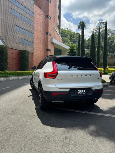 Volvo XC40 2.0 T5 Awd R-design