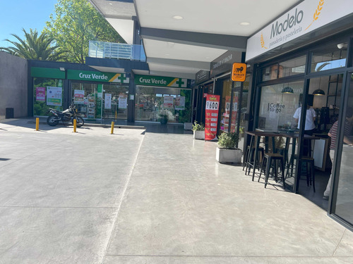 Local Comercial Strip Center, Curicó (90426)