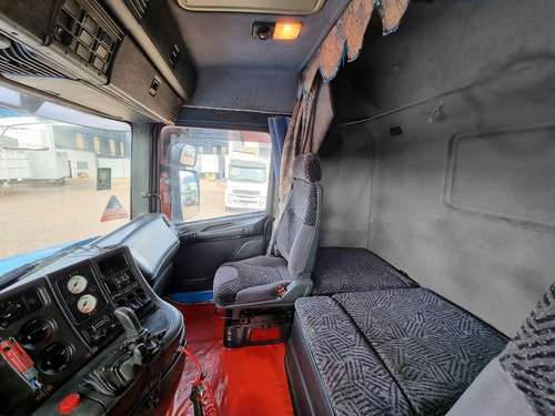 Imagem 13 de 15 de Scania 124 360 4x2 - 1999