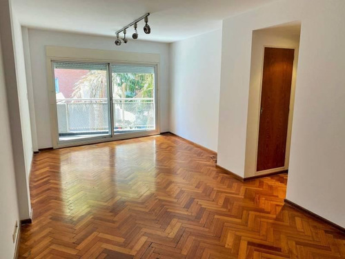 Imagen 2 de 19 de Fantástico Semipiso De 3 Ambientes Con Cochera En El Centro De Martinez.