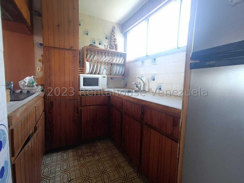 Apartamento En Venta Longa Espana #24-3323 Johana Blanco