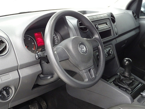 Imagem 6 de 11 de Amarok 2.0 Trendline 4x4 Cd 16v Turbo Intercooler Diesel 4p