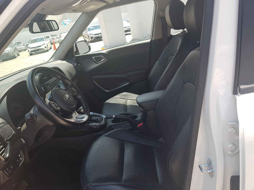 Imagen 9 de 15 de Kia Soul 2020 5p Ex Pack, 2.0l, 147hp, Ta6, F. Led, Ra-18