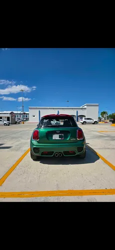 Mini John Cooper Works 2.0 Hot Chilli At