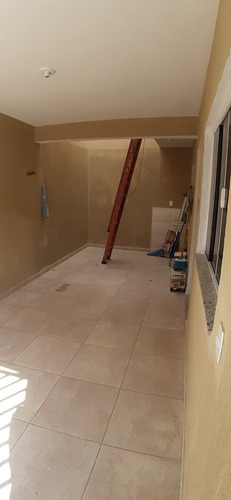 Imagem 2 de 14 de Sobrado Semi Novo - R$ 330.000