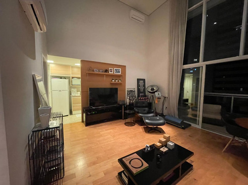 Imagem 7 de 14 de Apartamento Para Locação De 134m² Com 2 Suítes E 2 Vagas.