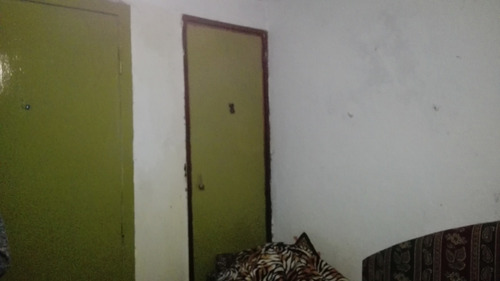 Inversores Venta De Propiedad En Av. Transitada. Zona Comercial