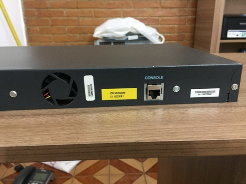Switch Cisco Catalyst 2950 10/100 24p