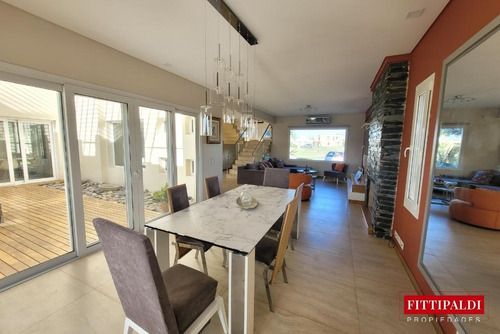 Casa En Alq. Temporario En Haras Santa Maria, Escobar, G.b.a. Zona Norte