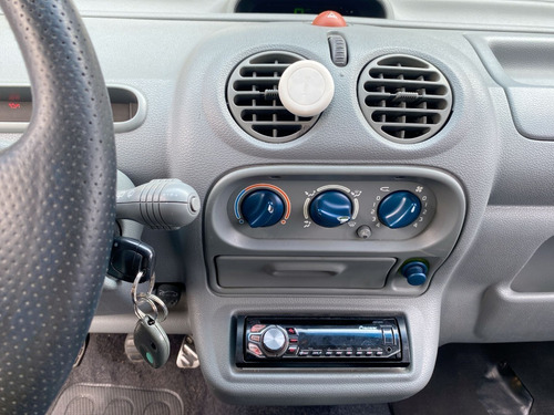 Imagen 21 de 25 de Renault Twingo Dynamique 2007