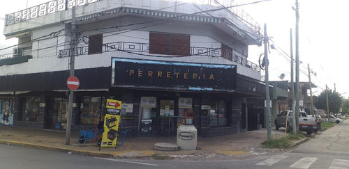 Imagen 1 de 11 de Local - Caseros