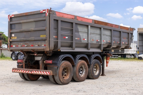 Carreta Básculante Rossetti 3 Eixos 25m3 C/ 12 Pneus P