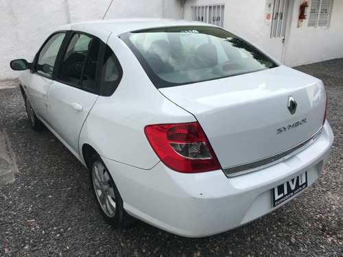 Renault Symbol Luxe 1.6 Año 2011 - Liv Motors